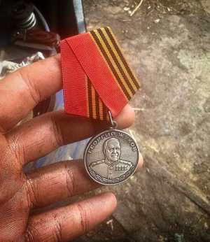 Боец из Хакасии награжден медалью Жукова