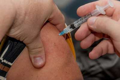 Прививочная компания от гриппа стартовала в Абакане