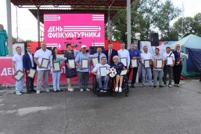 Спортсмены всей Хакасии отпраздновали День физкультурника в Абакане